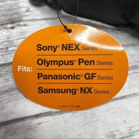 Lowepro Brand New Black Compact Courier 70 Shoulder Camera Bag Photography - Picture 7 of 9